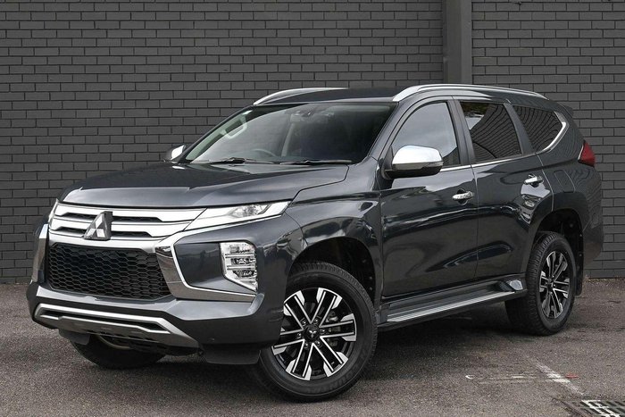 2023 Mitsubishi Pajero Sport GLS