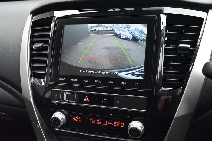 2023 Mitsubishi Pajero Sport GLS