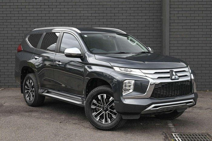2023 Mitsubishi Pajero Sport GLS