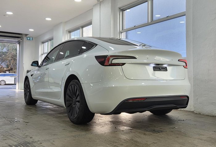 2024 Tesla Model 3 Rear-Wheel Drive