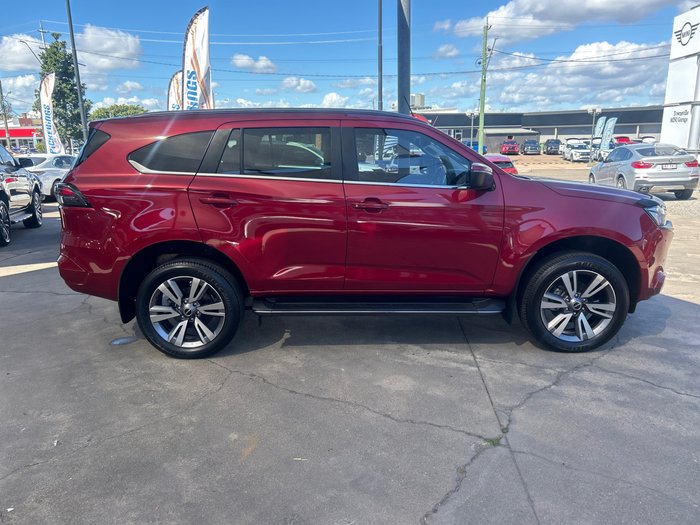 2024 Isuzu MU-X LS-T