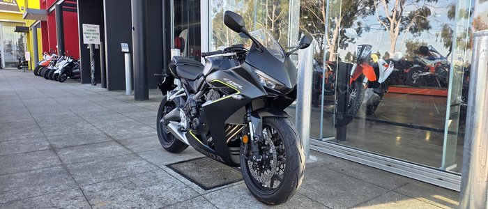 2026 Honda CBR650R E-Clutch CBR 650 Black
