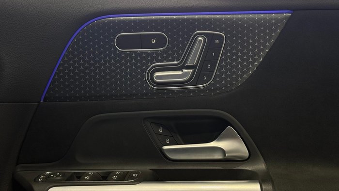 2025 Mercedes-Benz GLA-Class GLA200