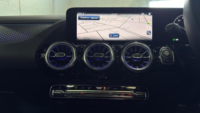 2025 Mercedes-Benz GLA-Class GLA200