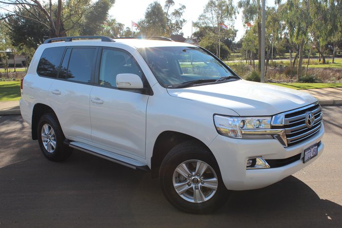 2020 Toyota Landcruiser