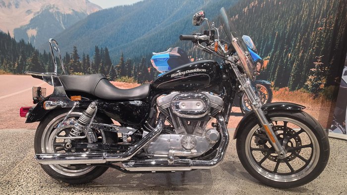 Harley-Davidson SuperLow 883 (XL883L) Sportster