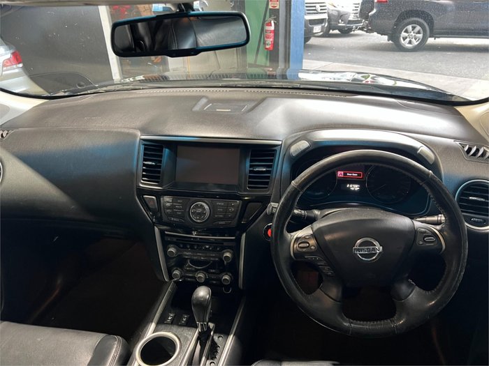 2016 Nissan Pathfinder ST-L