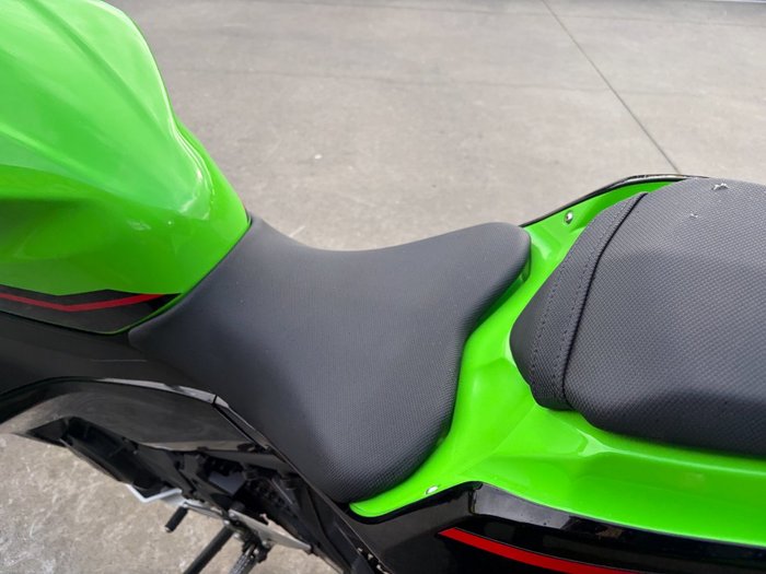 2022 Kawasaki NINJA 400 SE Green