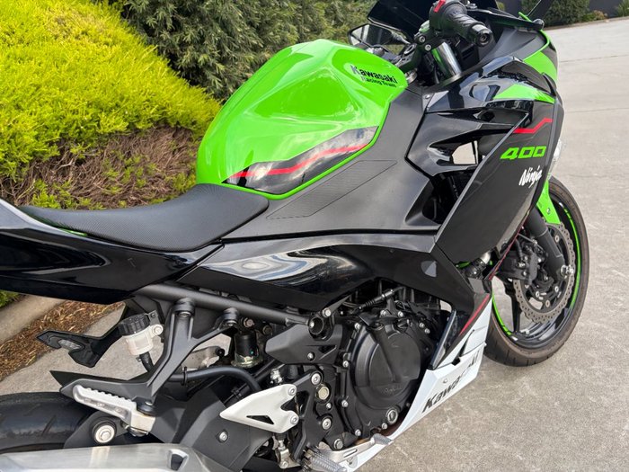 2022 Kawasaki NINJA 400 SE Green