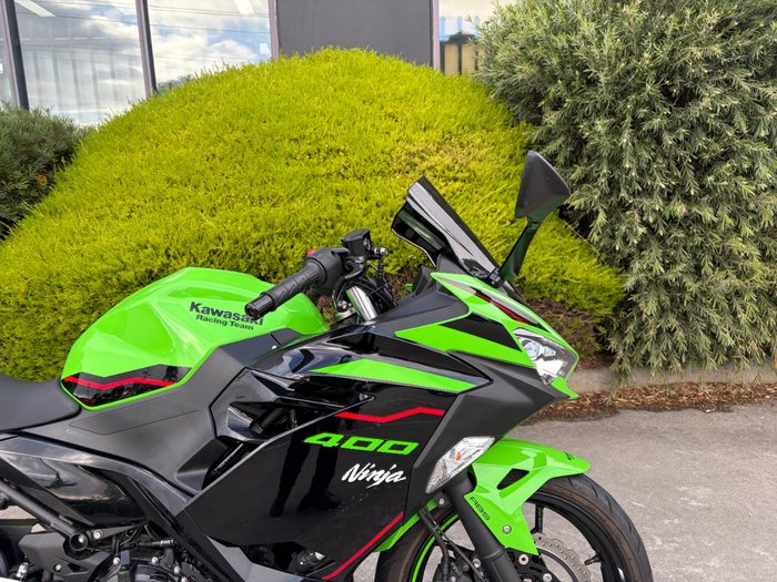 2022 Kawasaki NINJA 400 SE Green