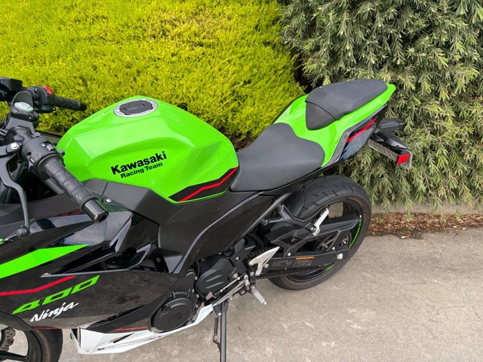 2022 Kawasaki NINJA 400 SE Green