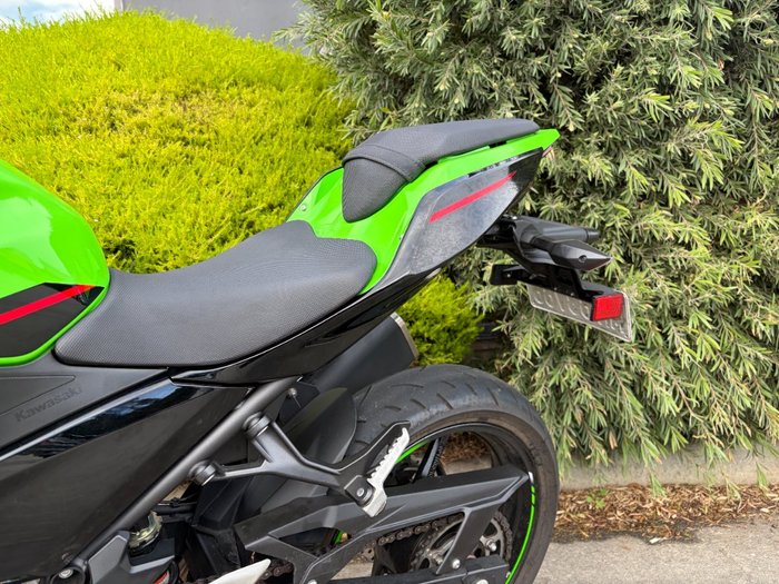 2022 Kawasaki NINJA 400 SE Green