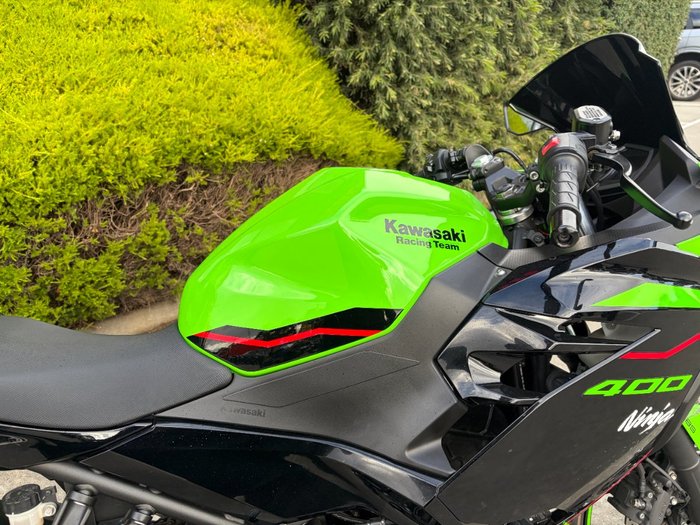 2022 Kawasaki NINJA 400 SE Green