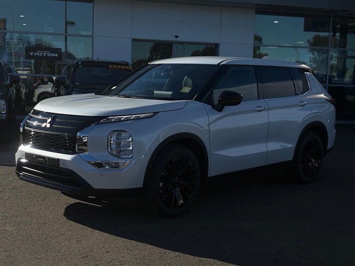 2026 Mitsubishi Outlander Black Edition