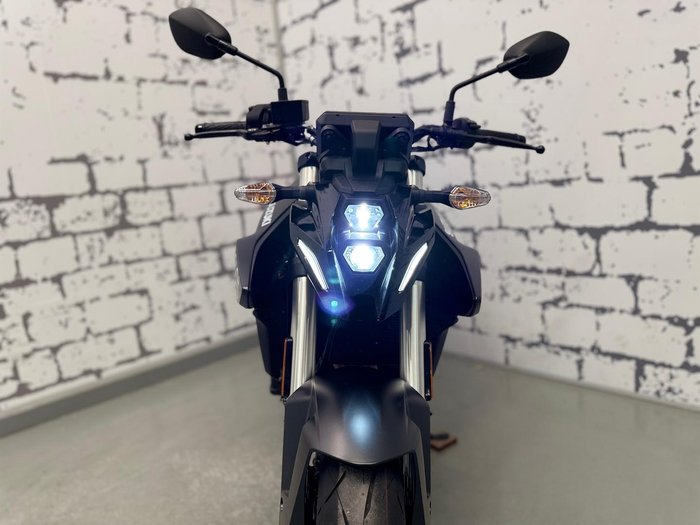 2025 Suzuki GSX-8S GSX-S Black