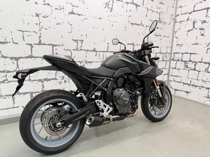 2025 Suzuki GSX-8S GSX-S Black