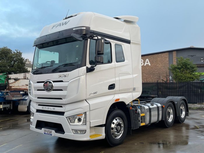 2026 FAW J7