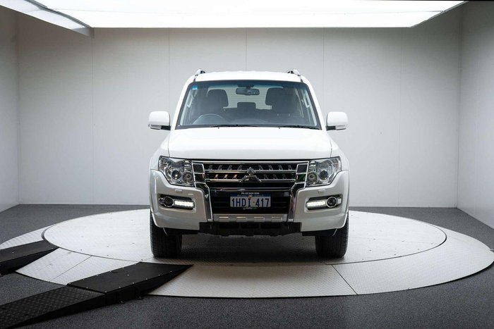2021 Mitsubishi Pajero