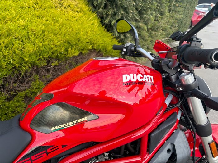 DUCATI MONSTER 659 (RED)