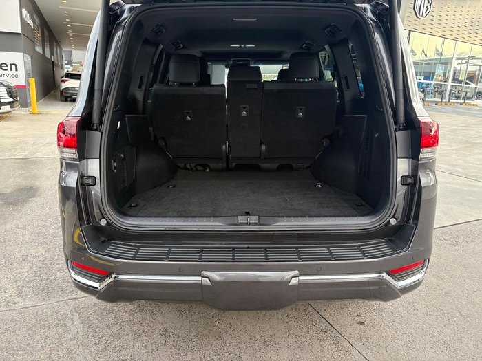 2023 Toyota Landcruiser Sahara ZX