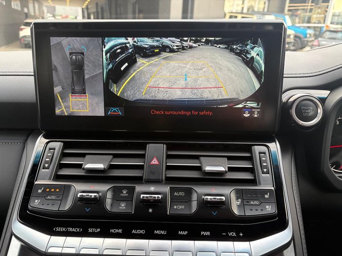 2023 Toyota Landcruiser Sahara ZX