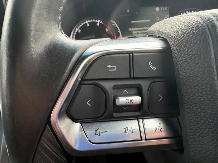2023 Toyota Landcruiser Sahara ZX