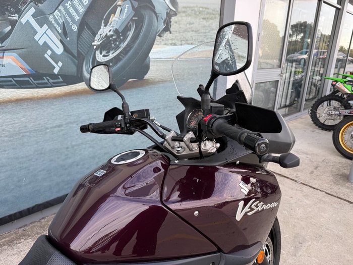 2009 Suzuki DL1000 V-STROM Red