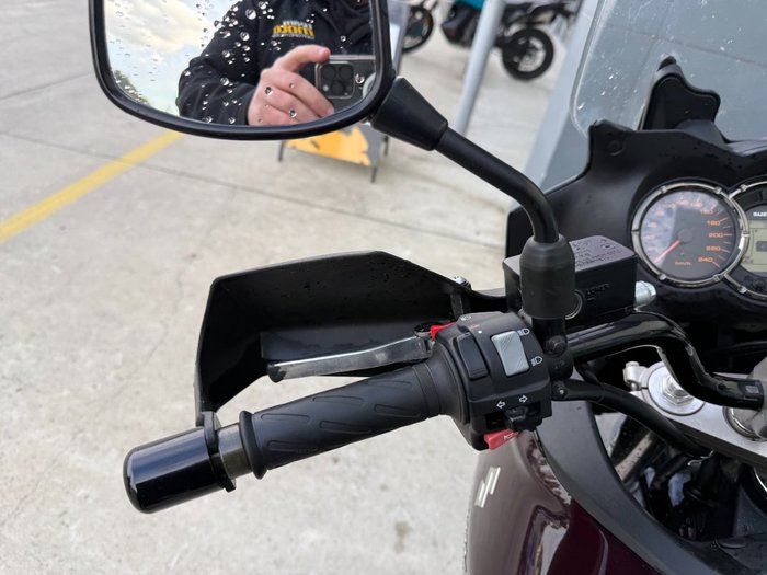2009 Suzuki DL1000 V-STROM Red