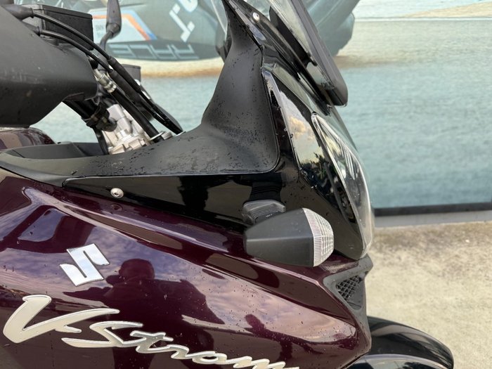 2009 Suzuki DL1000 V-STROM Red