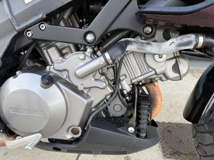 2009 Suzuki DL1000 V-STROM Red