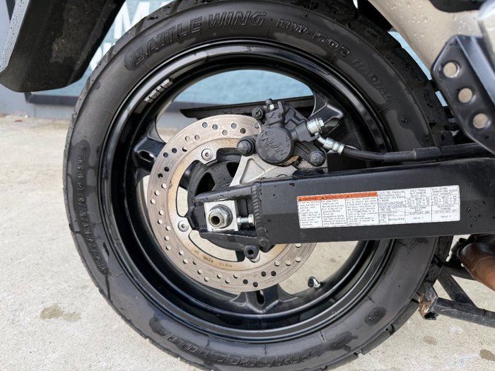 2009 Suzuki DL1000 V-STROM Red