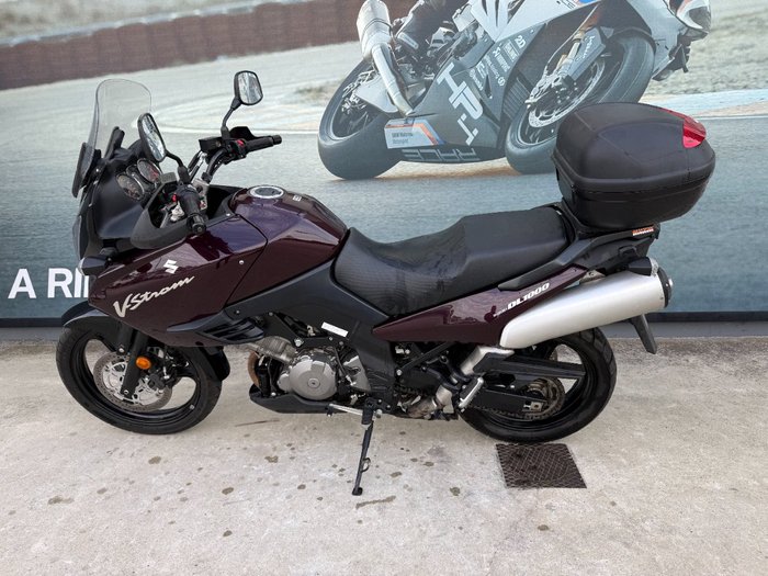 2009 Suzuki DL1000 V-STROM Red