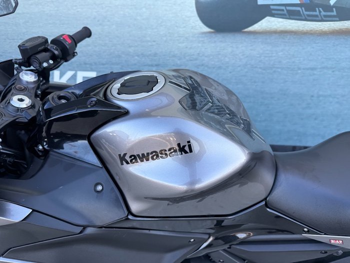2021 Kawasaki NINJA (EX650) GREY