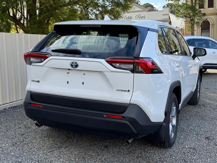 2022 Toyota RAV4 GX