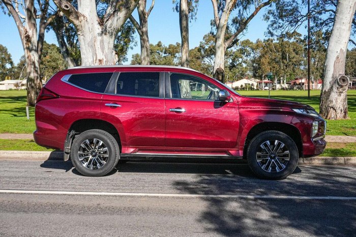 2021 Mitsubishi Pajero Sport Exceed