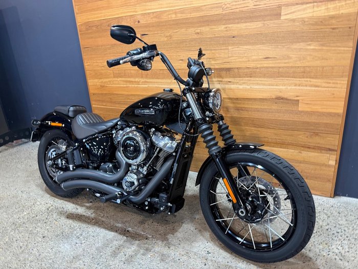 2025 Harley-Davidson Street Bob 117 (FXBB)