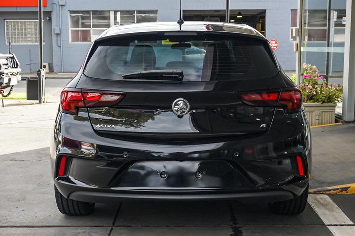 2016 Holden Astra R