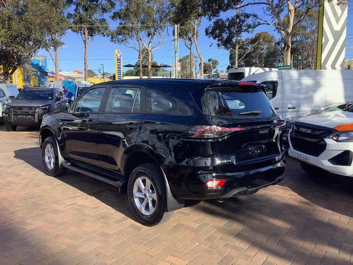 2026 Isuzu MU-X LS-M