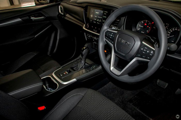 2026 Isuzu MU-X LS-M