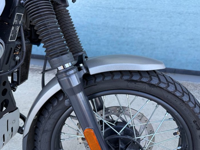 2022 ROYAL ENFIELD (SEE ALSO ENFIEL HIMALAYAN BASE E5 GREY