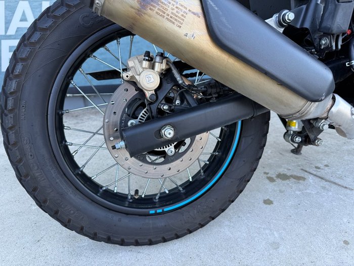 2022 ROYAL ENFIELD (SEE ALSO ENFIEL HIMALAYAN BASE E5 GREY