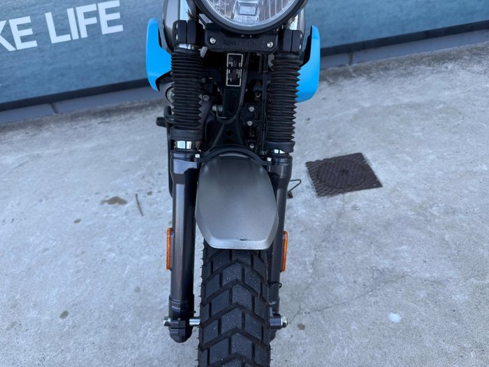 2022 ROYAL ENFIELD (SEE ALSO ENFIEL HIMALAYAN BASE E5 GREY
