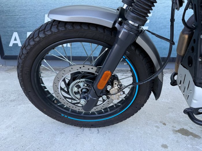 2022 ROYAL ENFIELD (SEE ALSO ENFIEL HIMALAYAN BASE E5 GREY