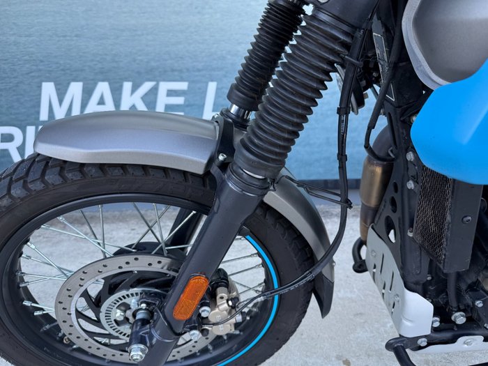 2022 ROYAL ENFIELD (SEE ALSO ENFIEL HIMALAYAN BASE E5 GREY