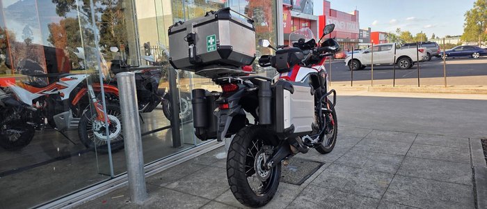 2016 Honda Africa Twin ABS (CRF1000LA) Africa Twin Red