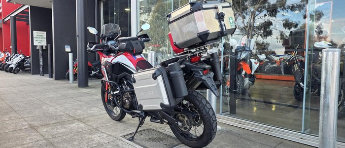 2016 Honda Africa Twin ABS (CRF1000LA) Africa Twin Red