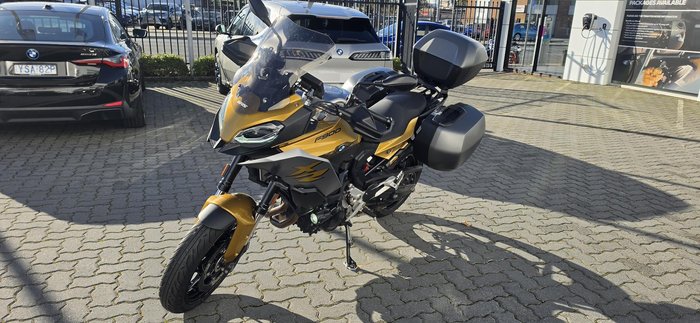 2021 BMW F 900 XR Tour