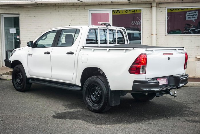 2021 Toyota Hilux SR