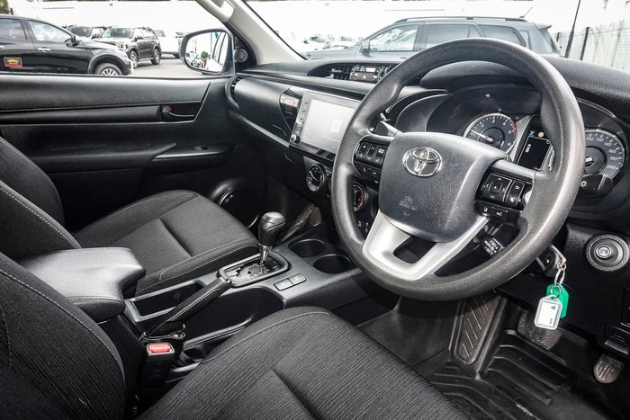 2021 Toyota Hilux SR