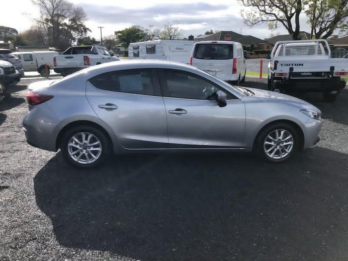 2015 Mazda 3 Maxx